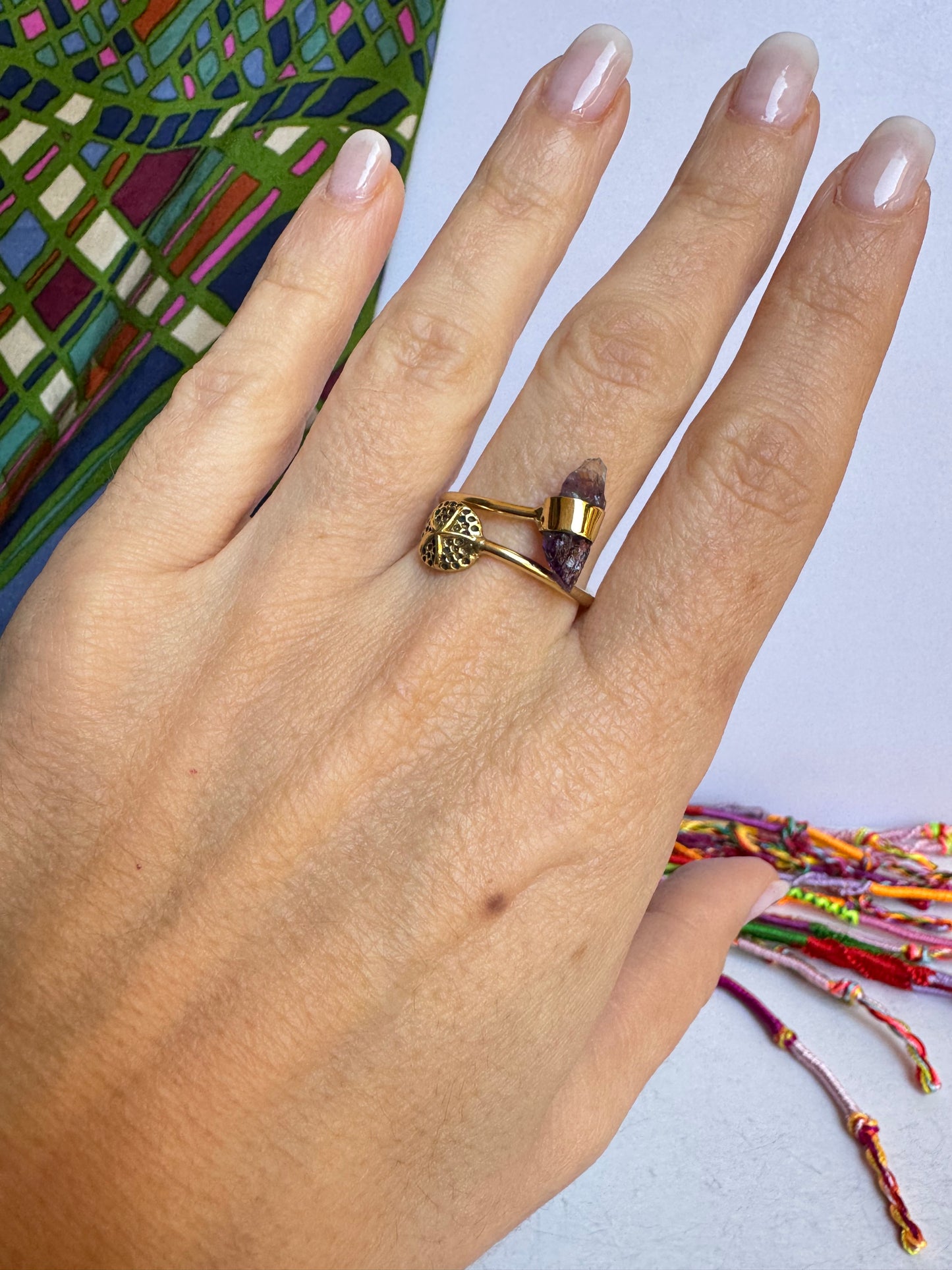 Anello boho dorato drusa viola