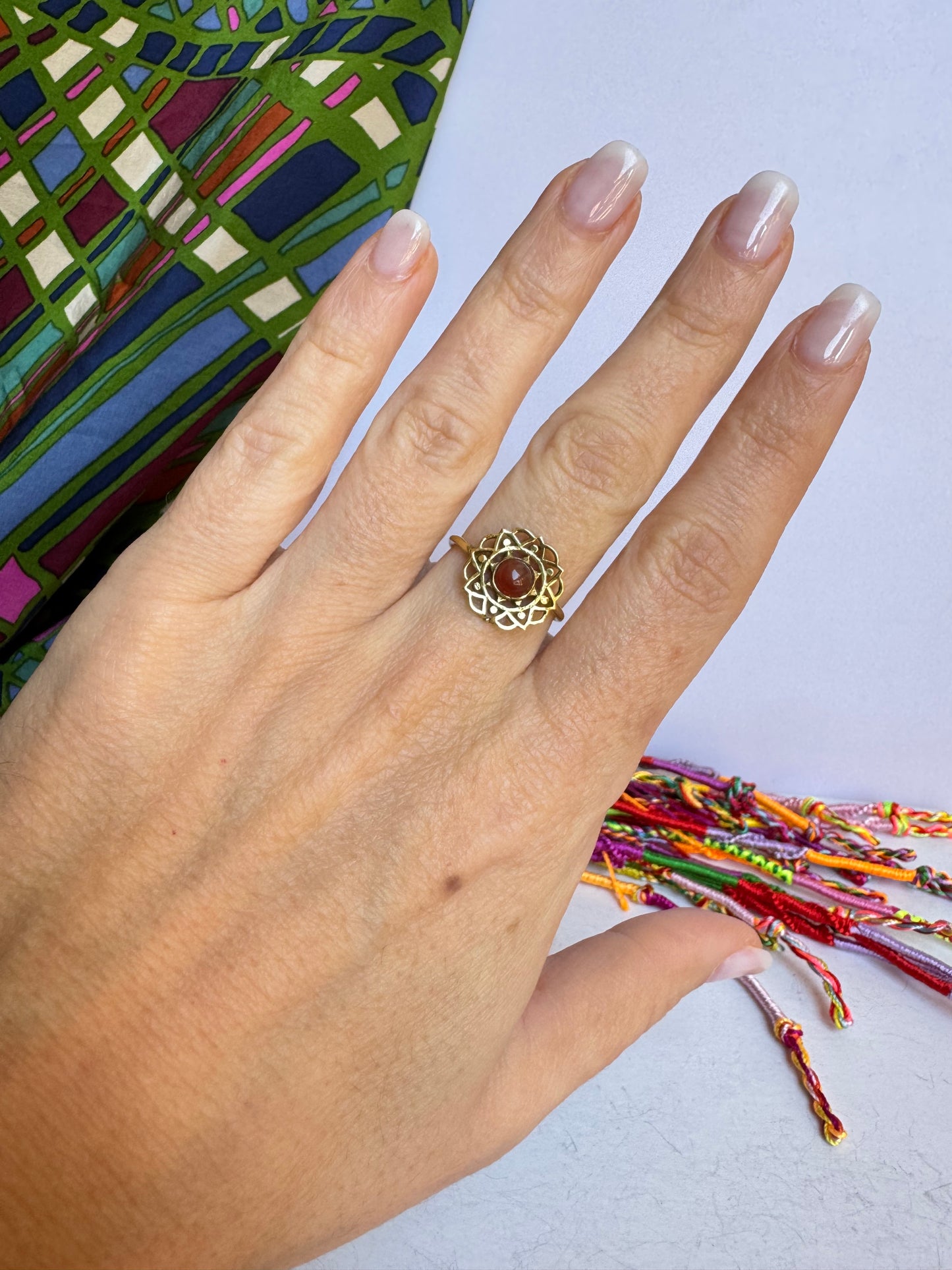 Anello boho dorato rosso