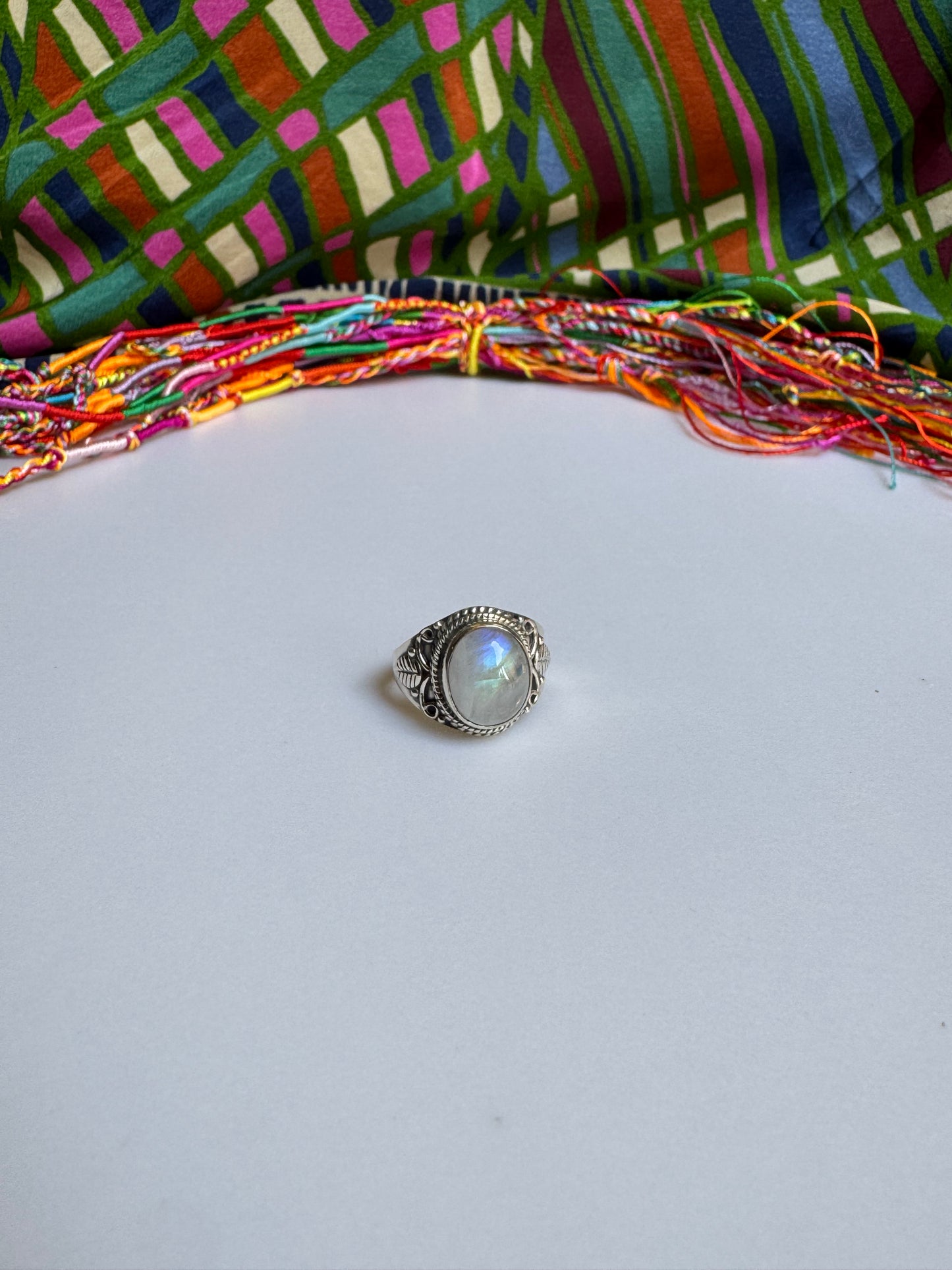 925 Silber Regenbogen Mondstein Ring Größe 19/20 - G6