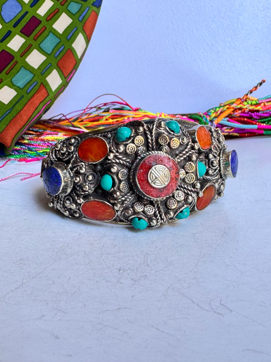 Bracciale rigido nepalese vintage