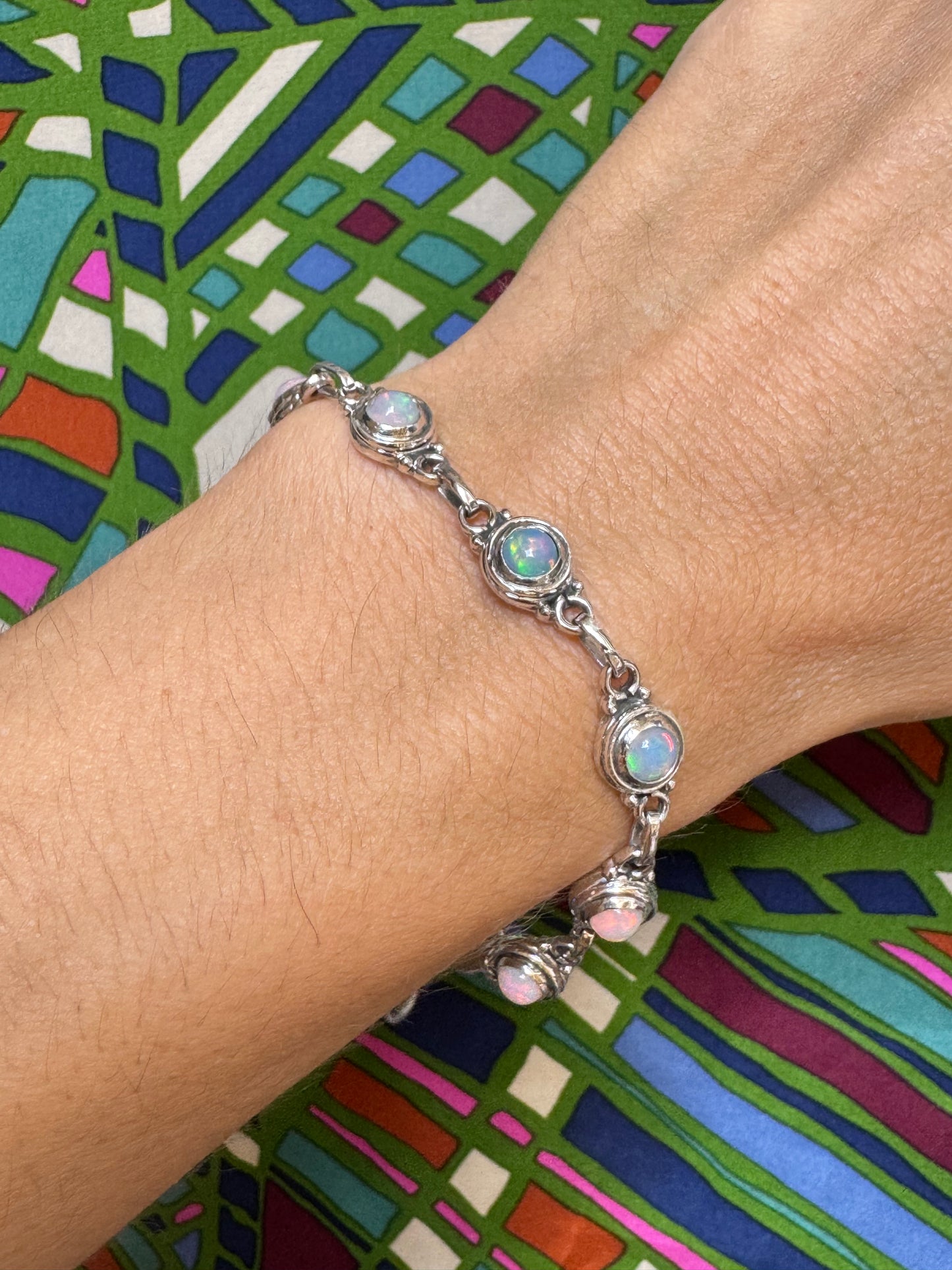 925 Silber Armband mit weißem Opal B51