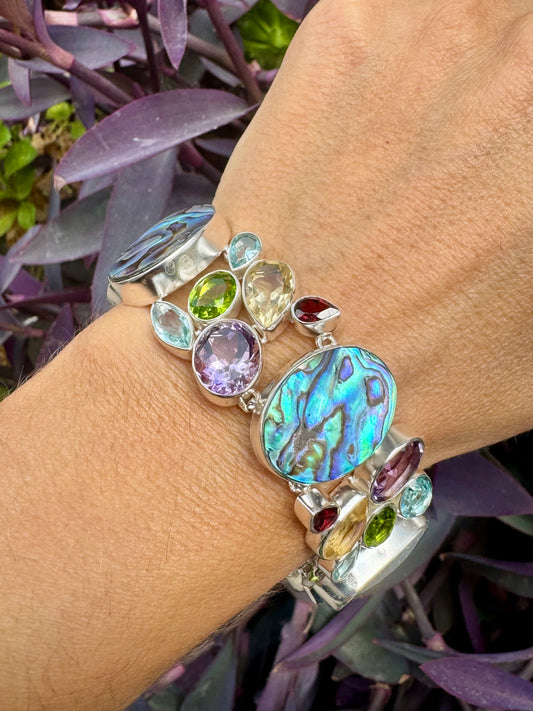 Manschettenarmband aus 925er Silber mit Perlmutt - Halbedelsteinen