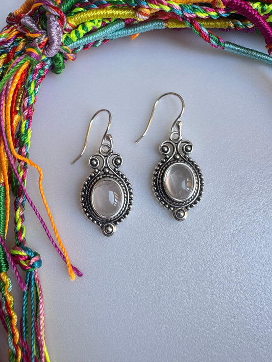 Rosa-silberne Boho-Ohrringe