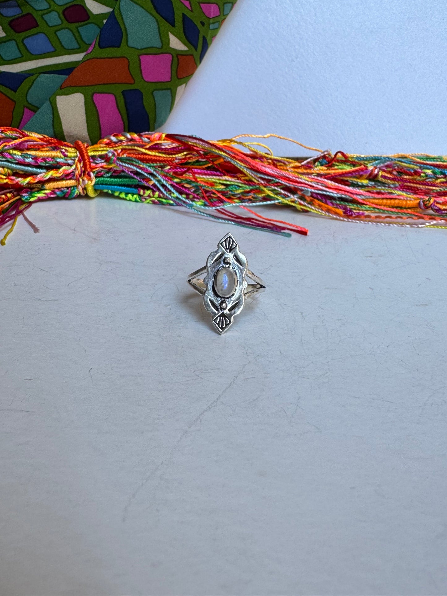 Anello boho argentato pietra di luna