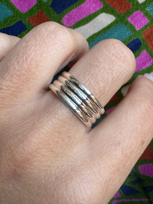 925 silver ring 4 lines band size 16- Z66