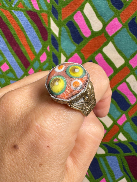 Antiker, bemalter Keramikring im Vintage-Stil, Größe 18/19