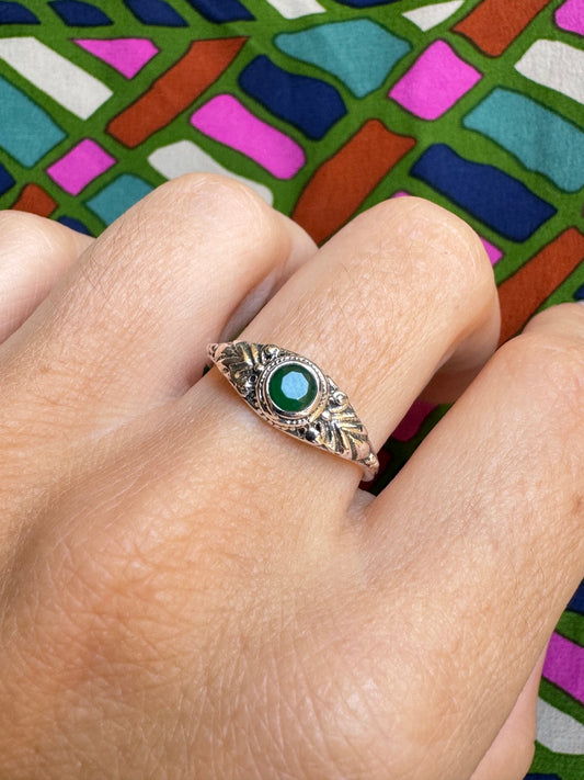 Green Onyx Silver Ring T59