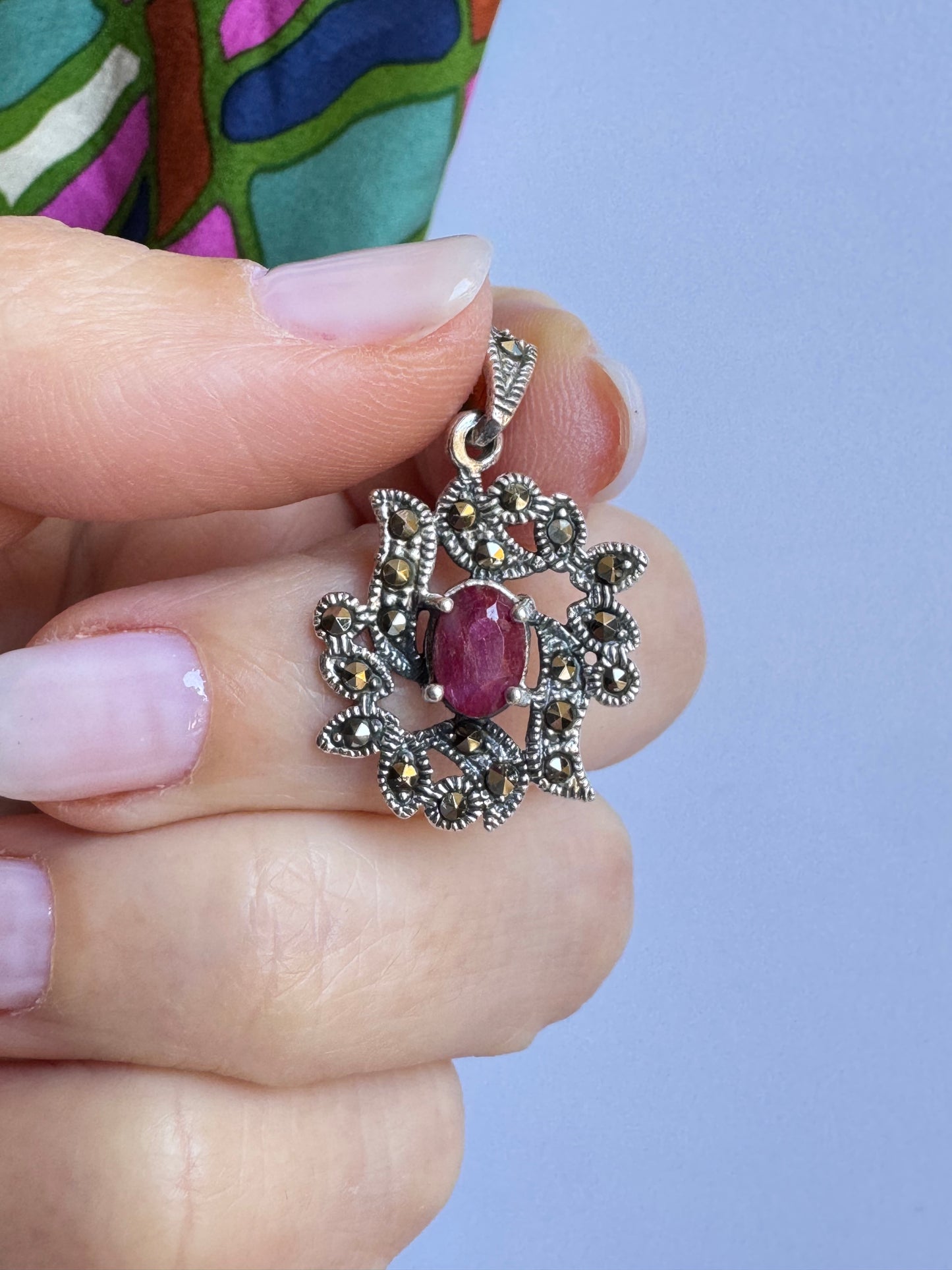 Ciondolo pendente argento 925 radice di rubino 3K