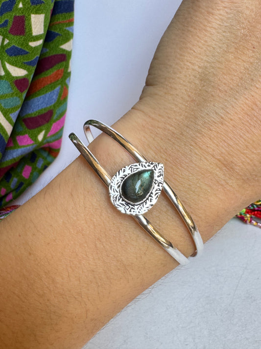 Bracciale boho argentato labradorite