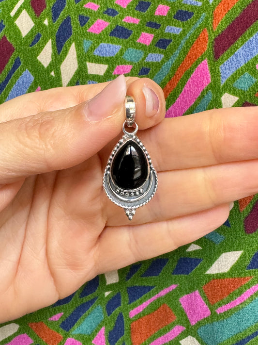 Black onyx 925 silver pendant