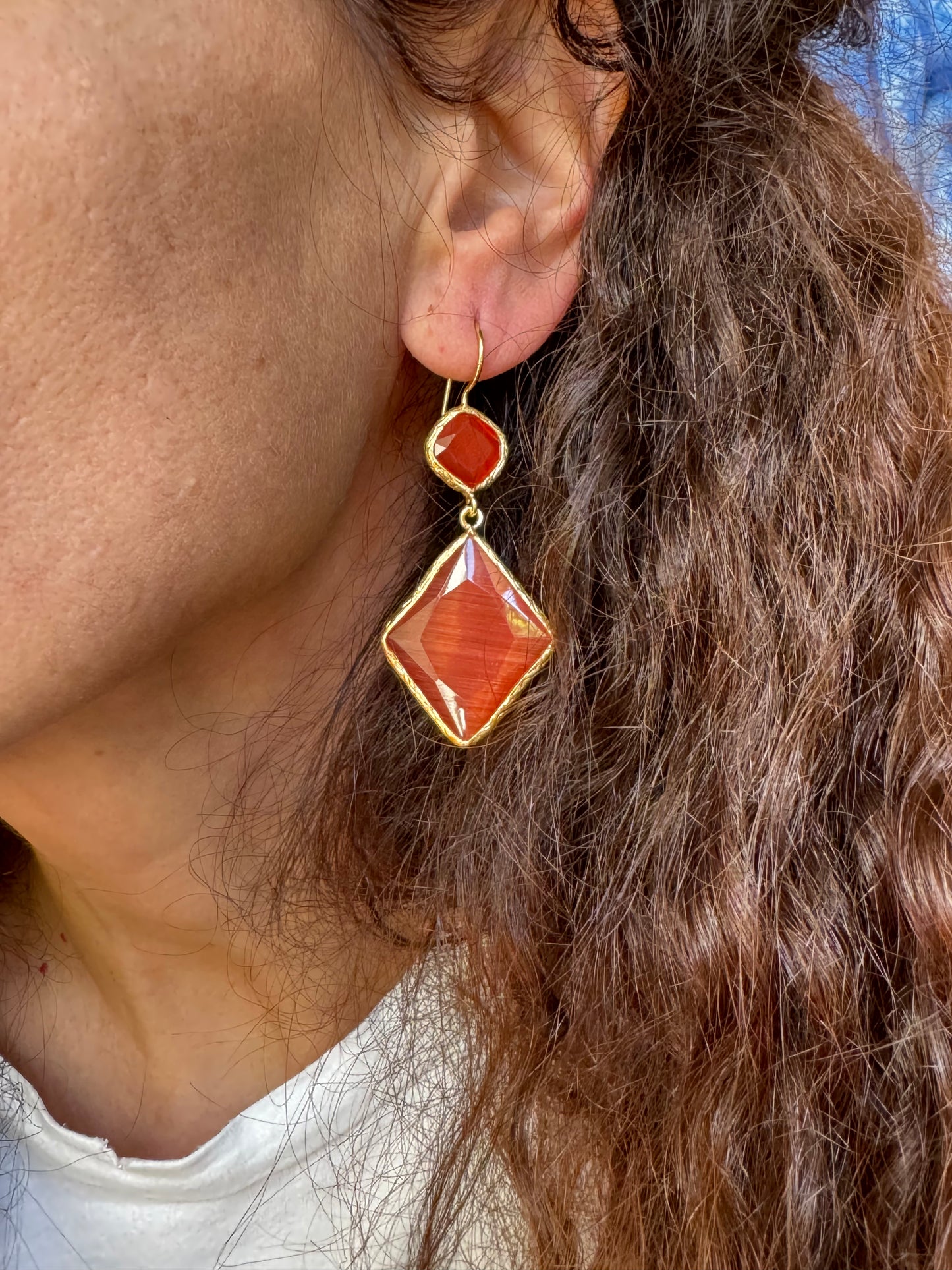 2 orange rhombus stone earrings