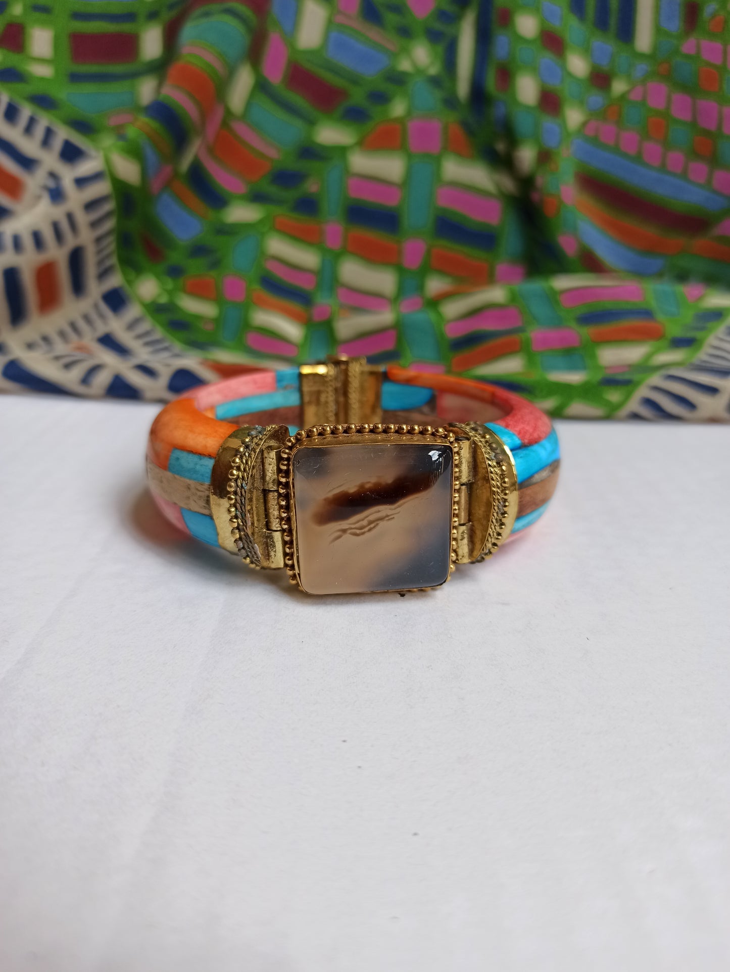 Large multicolored rigid bracelet with beige insert