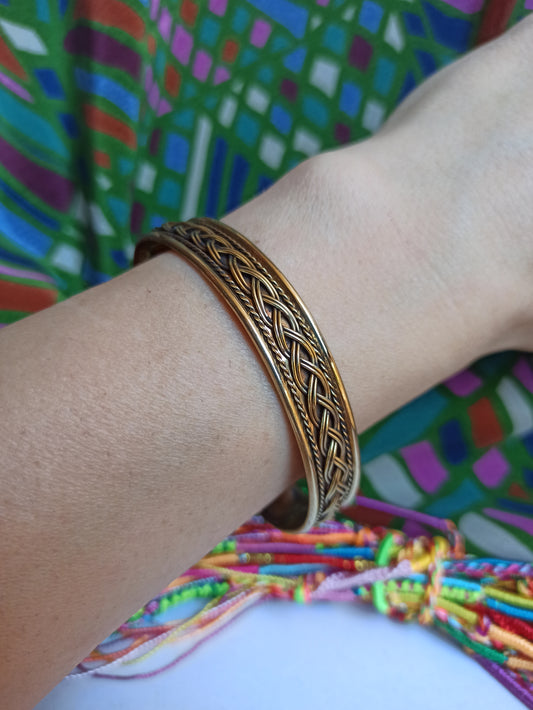 1cm golden bangle bracelet