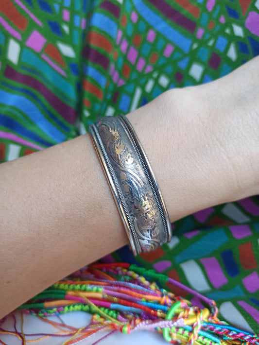 Thin silver bangle bracelet