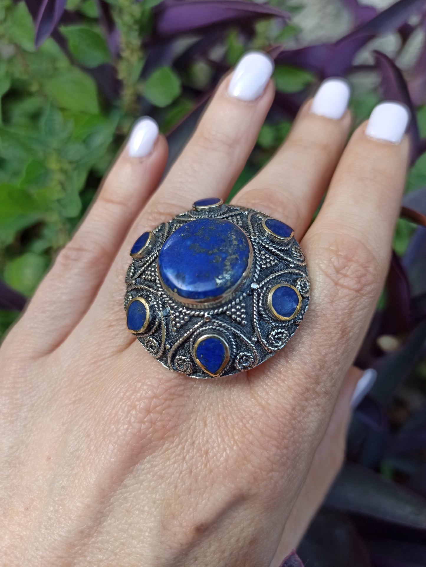 Antique vintage lapis lazuli hard stone ring