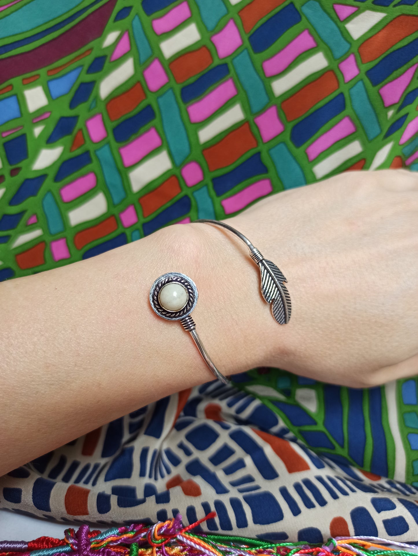 Cream feather silver boho bracelet