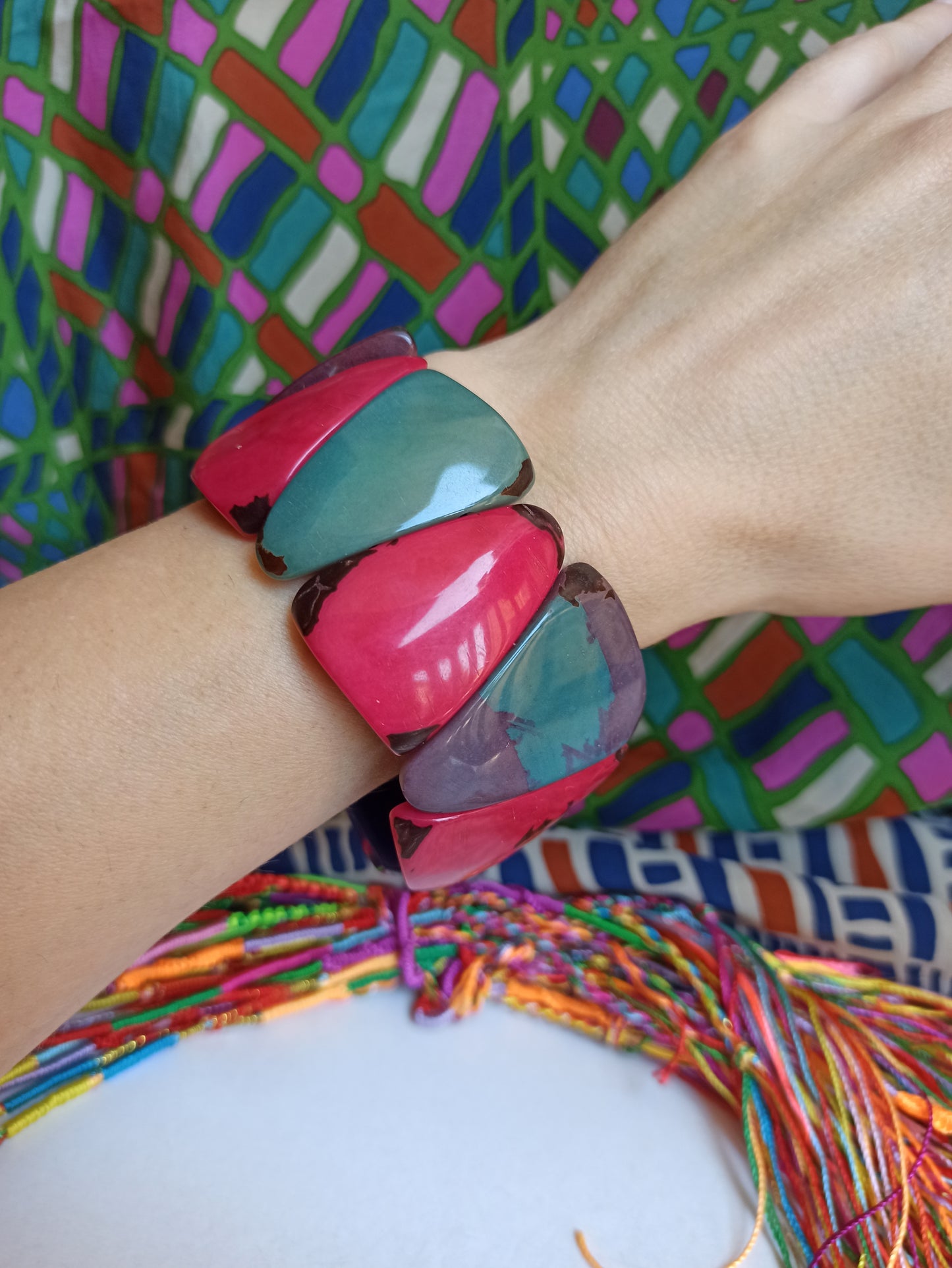 Multicolored tagua elastic bracelet