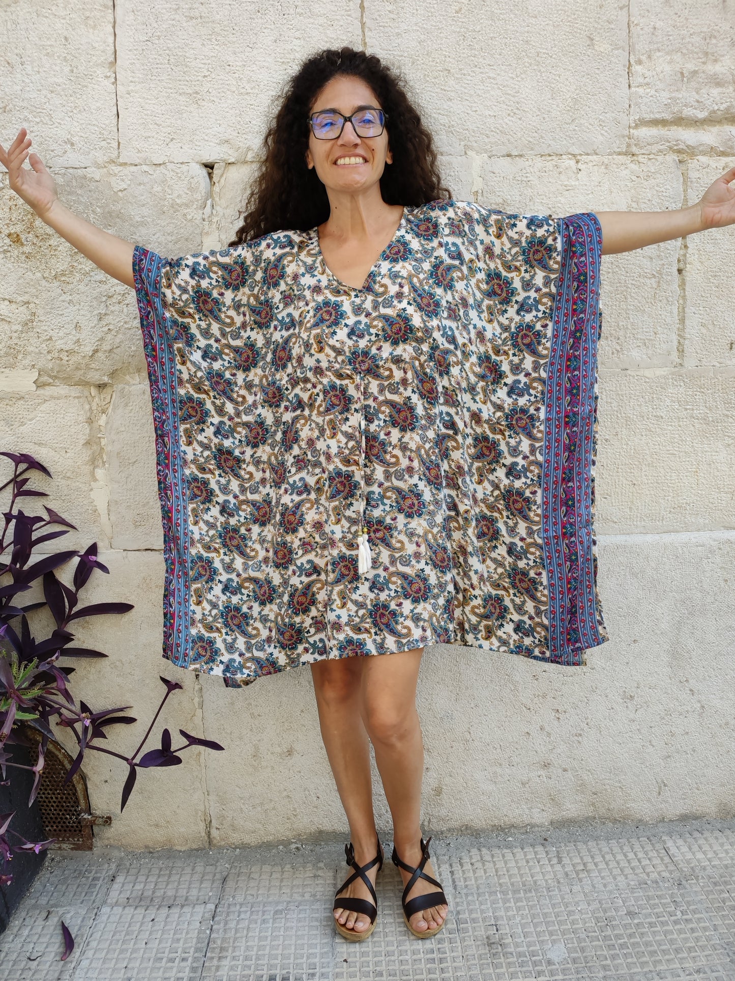 Short caftan