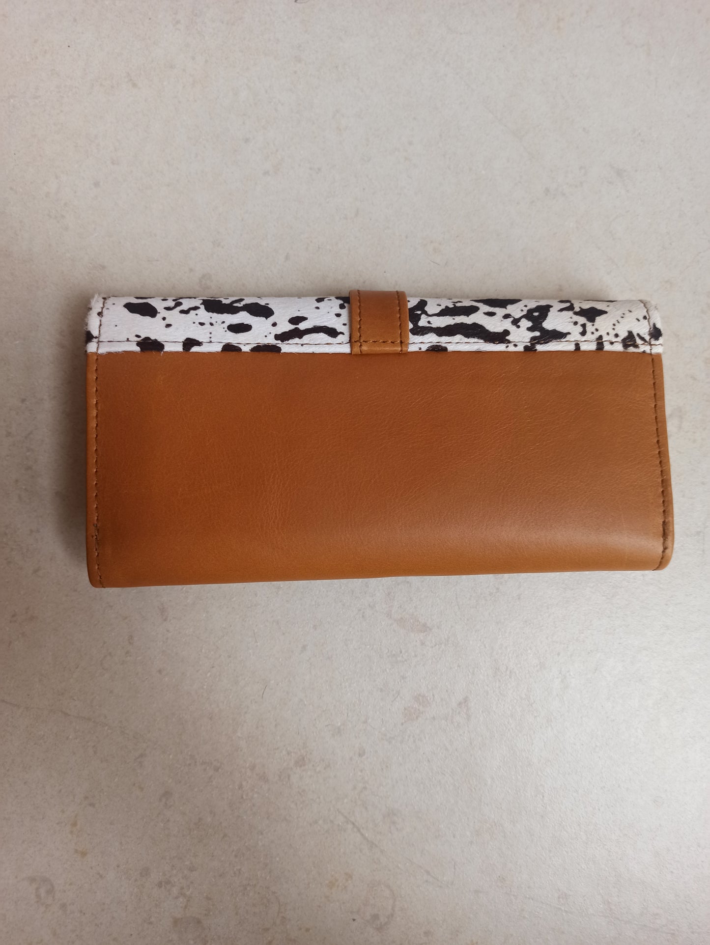 Wallet in spotted hazelnut leather