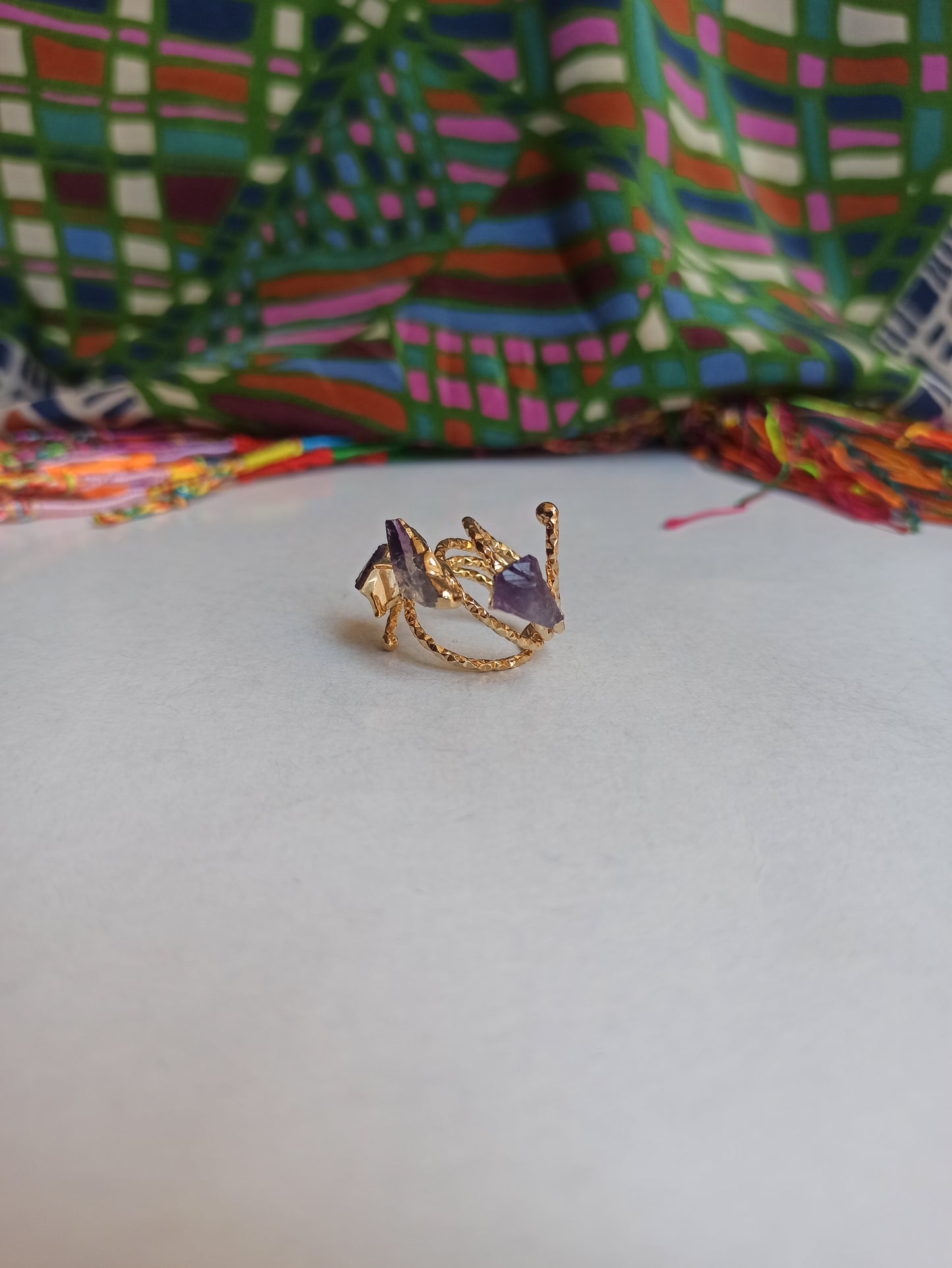 Thin golden ring with amethyst chips 2