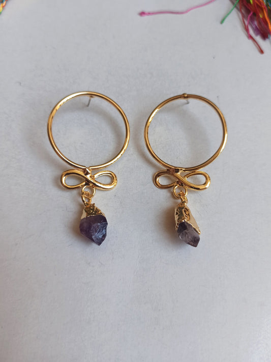 Golden amethyst chip circle earrings