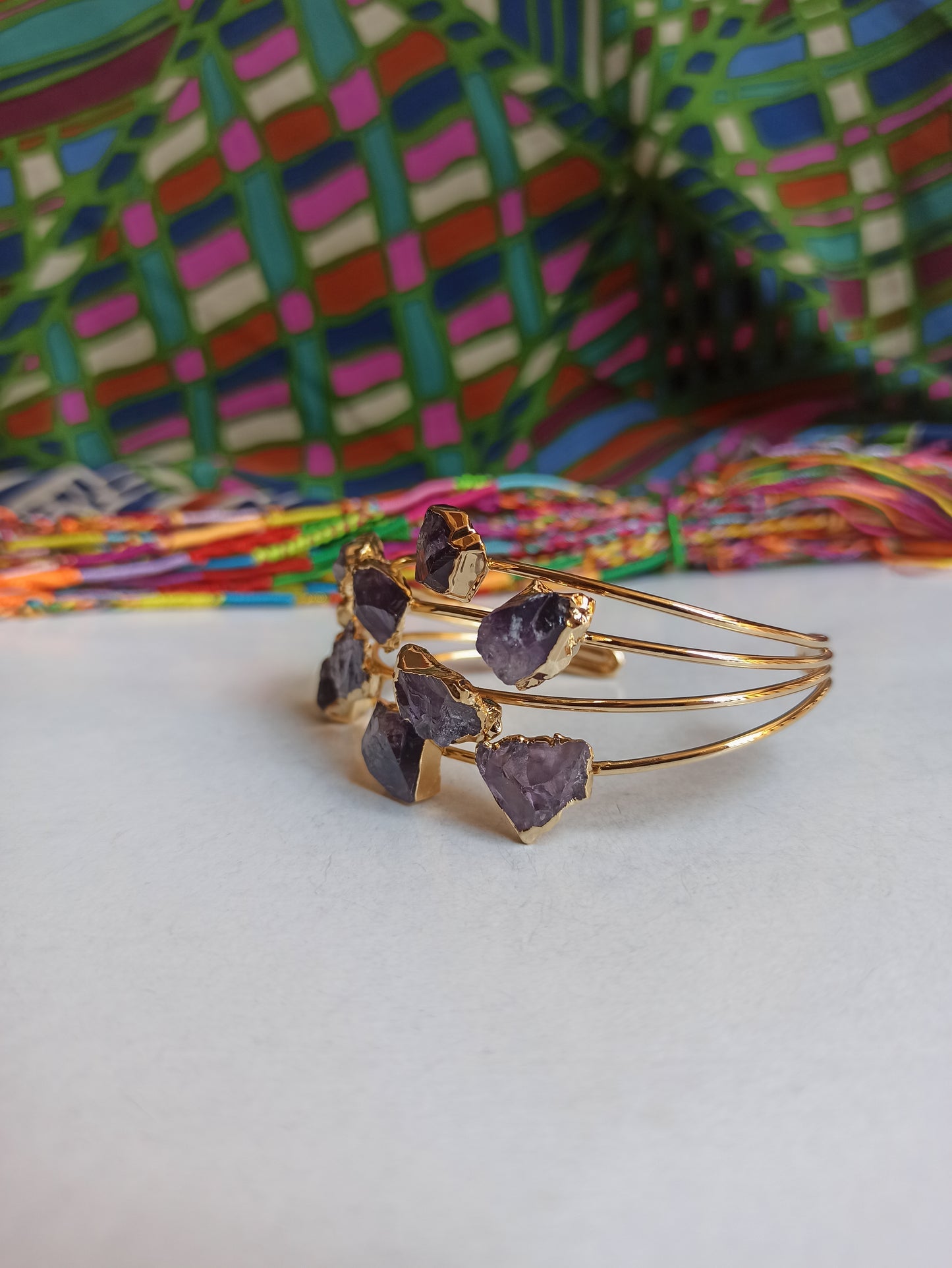 Golden bracelet with amethyst chips 3