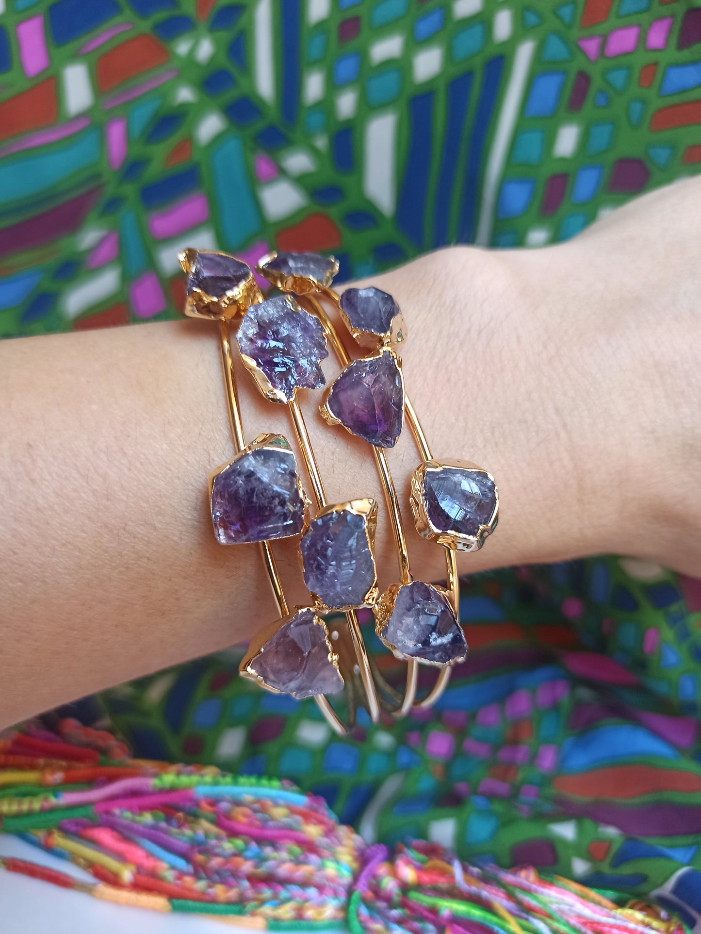 Golden bracelet with amethyst chips 3