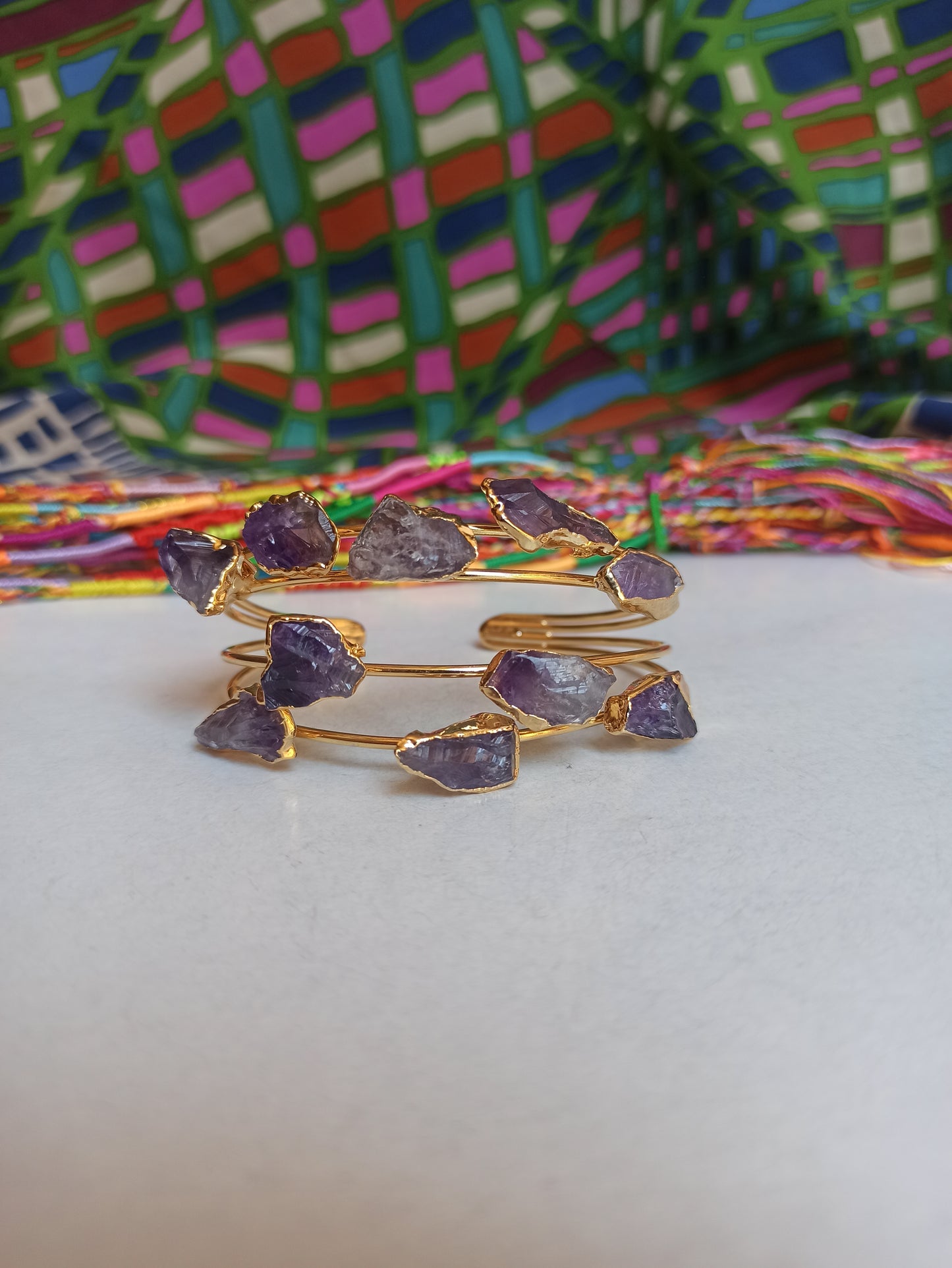 Golden bracelet with amethyst chips 2