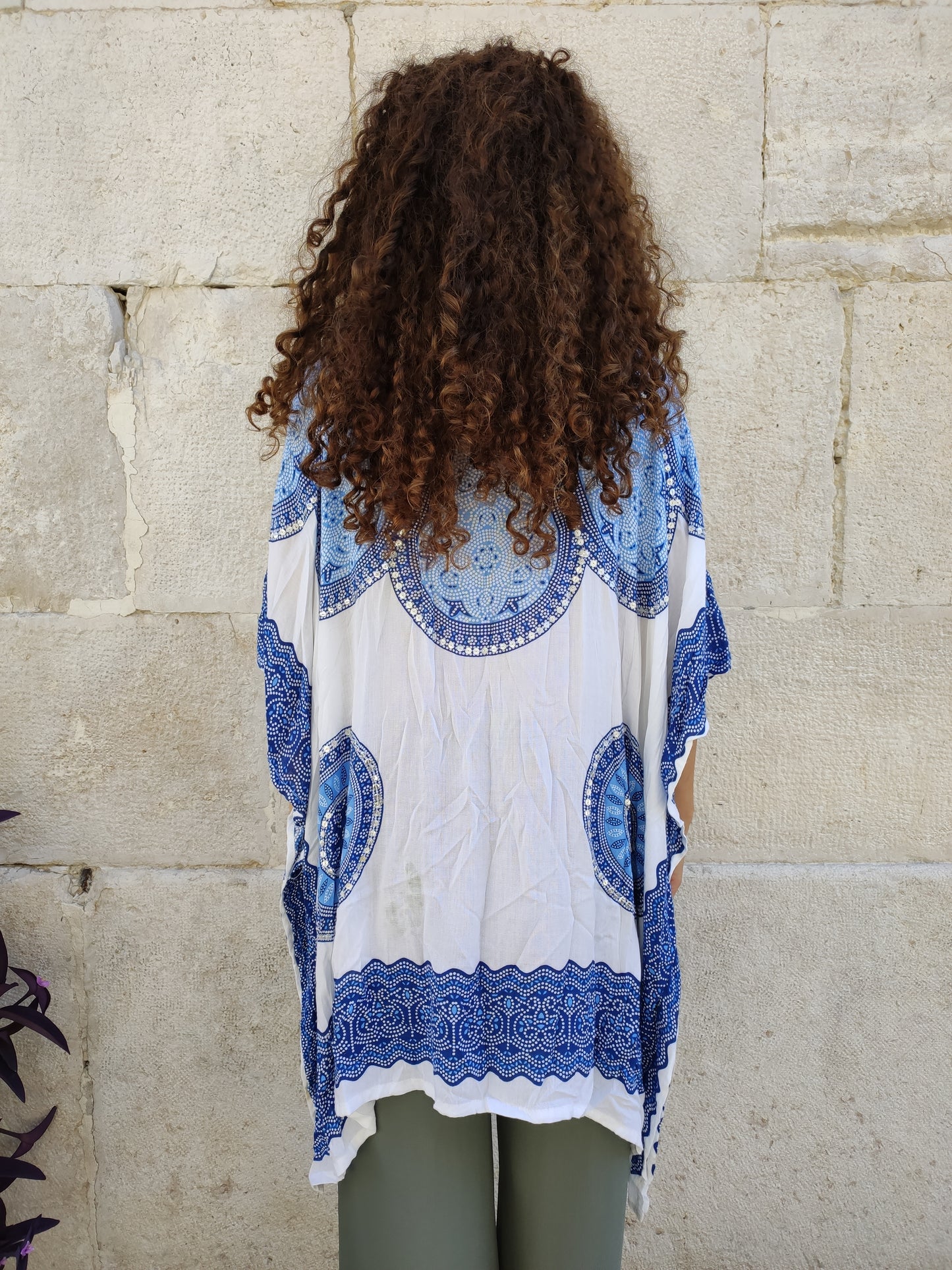 Short caftan shirt