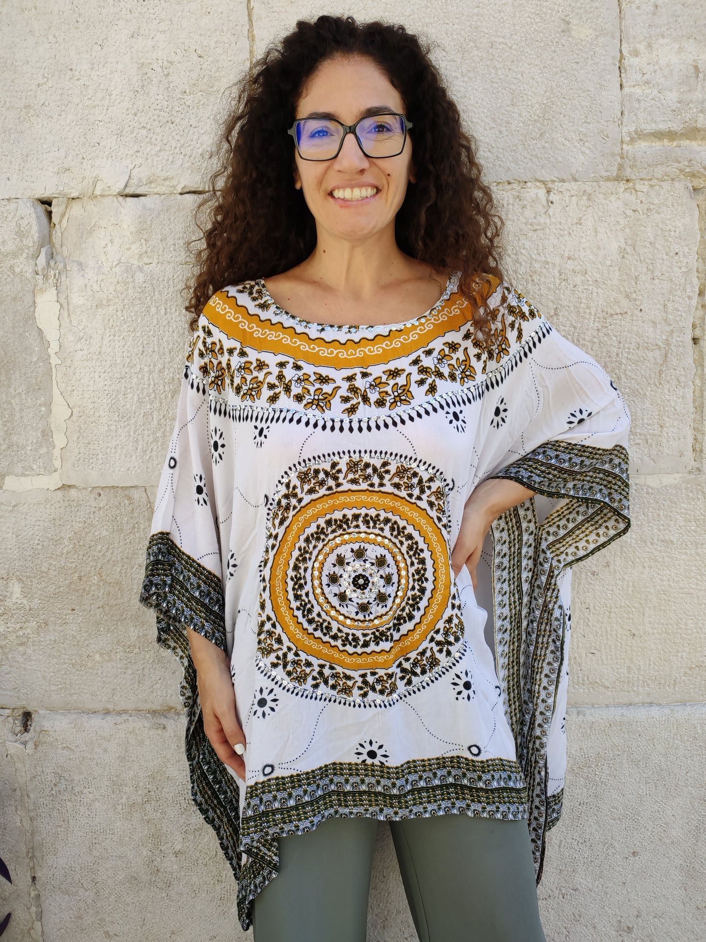 Short caftan shirt