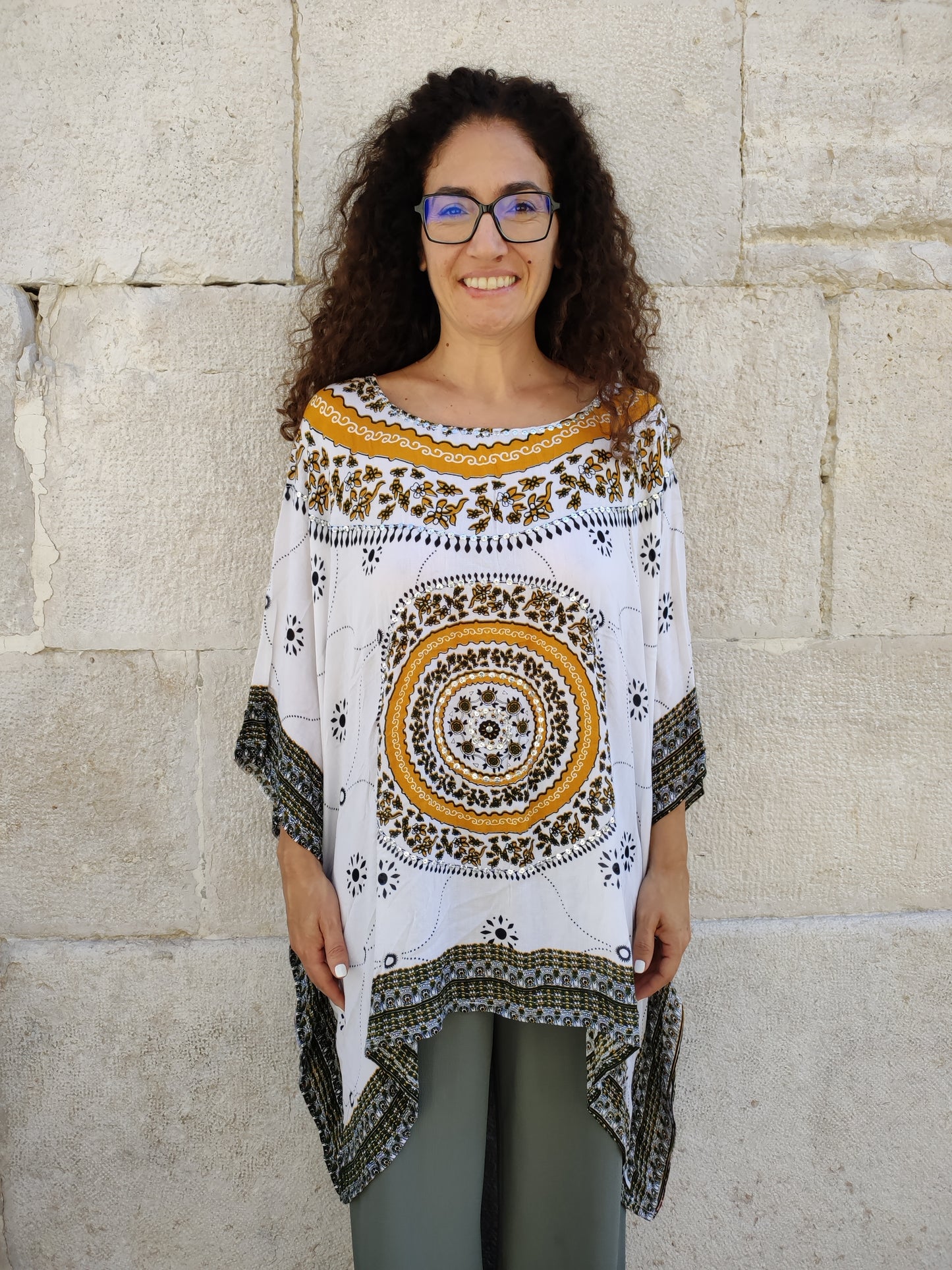 Short caftan shirt