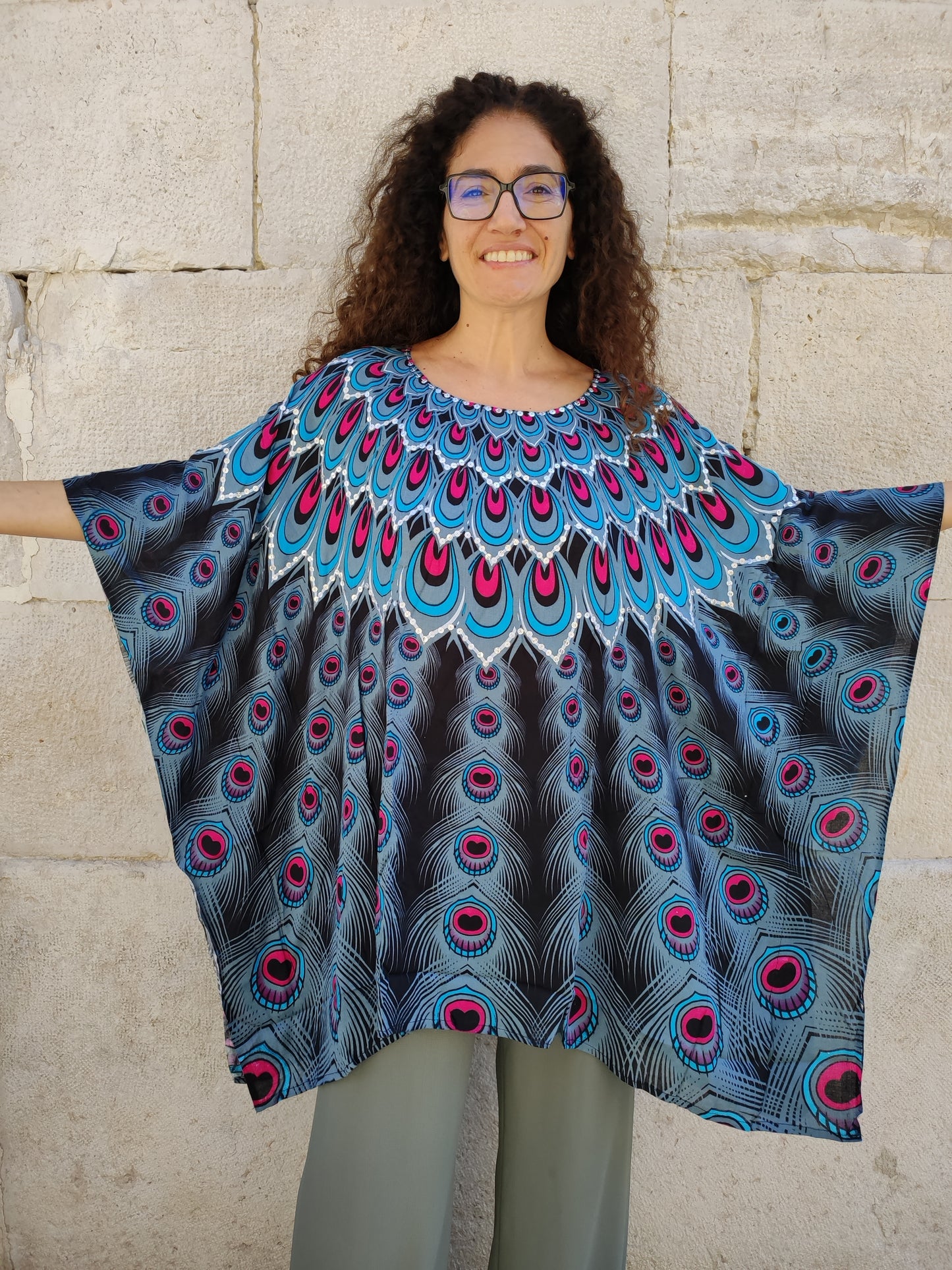 Short caftan shirt