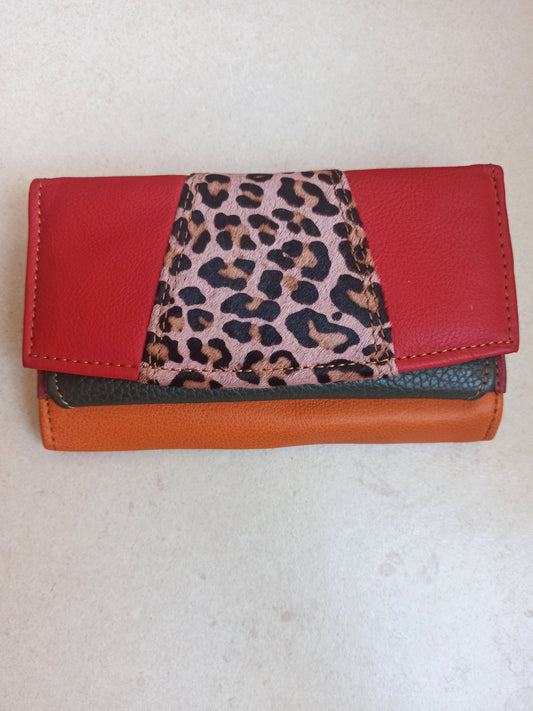 Spotted leather wallet