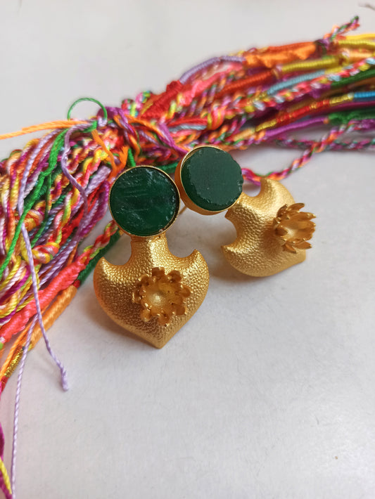 Green 3D flower golden earrings