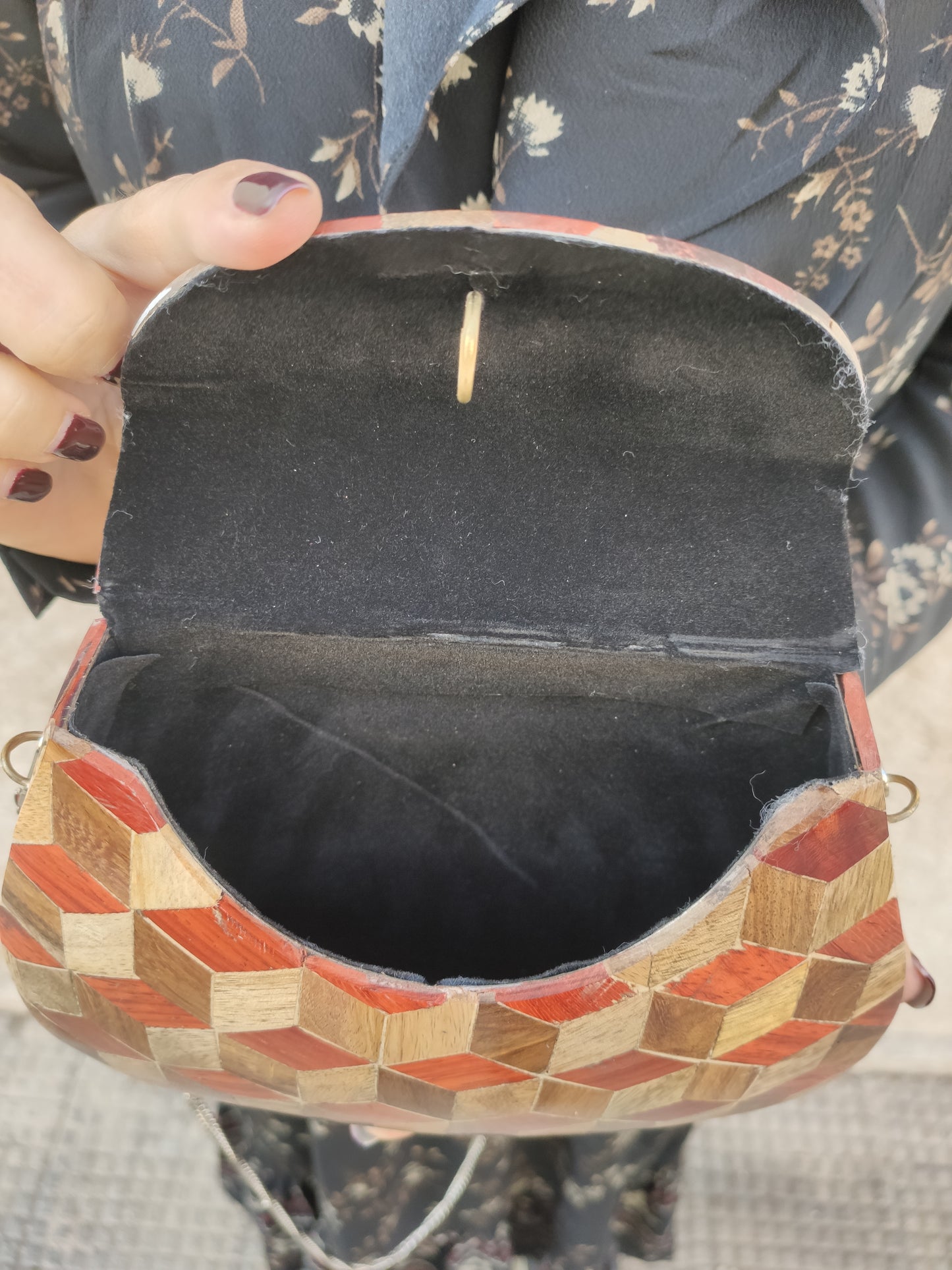 Small vintage rigid bag