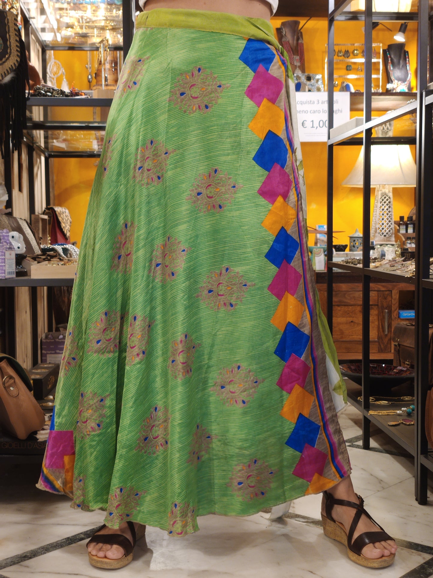 Double-sided wheel wallet skirt 109NG