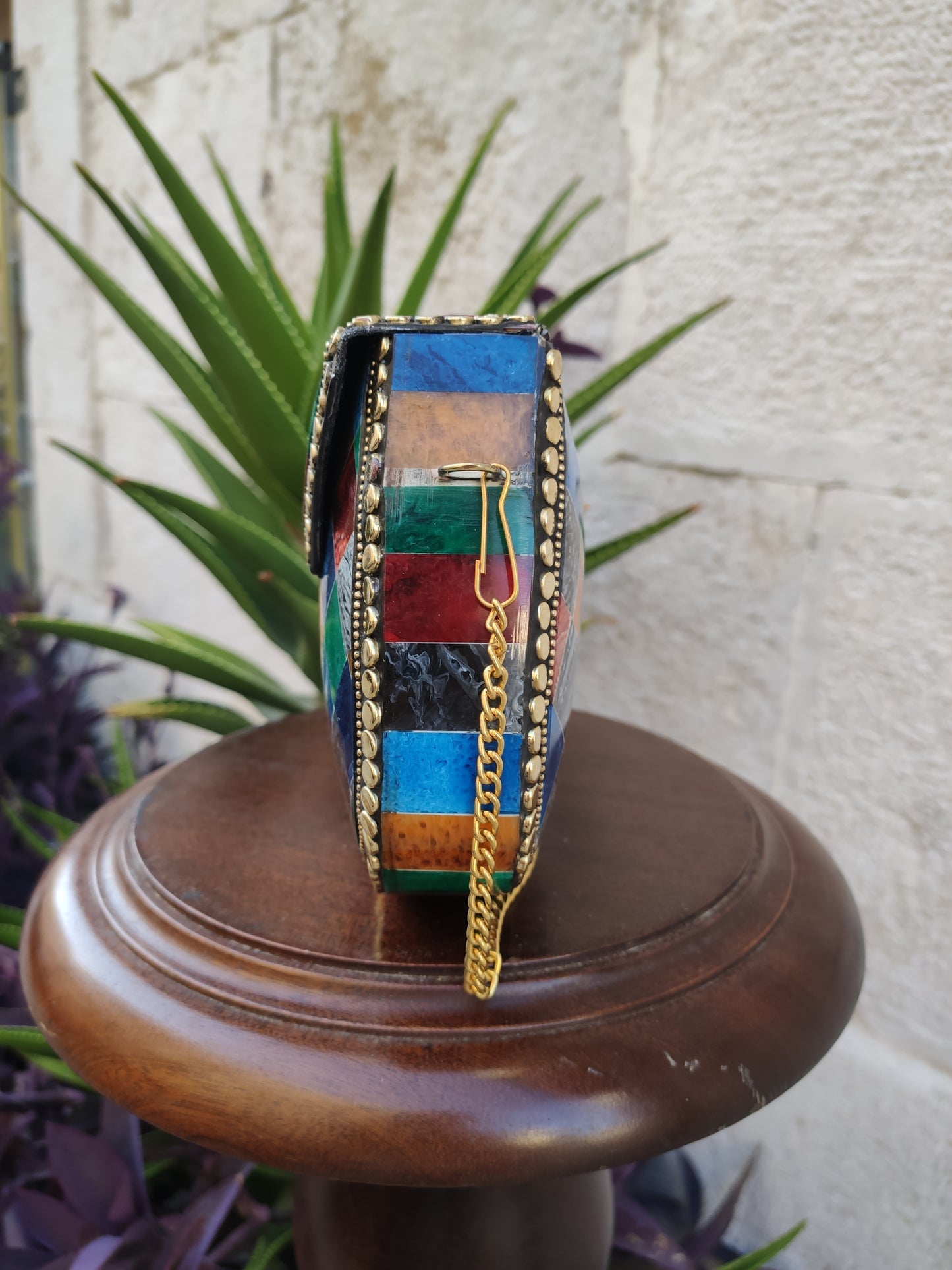 Small vintage rigid bag