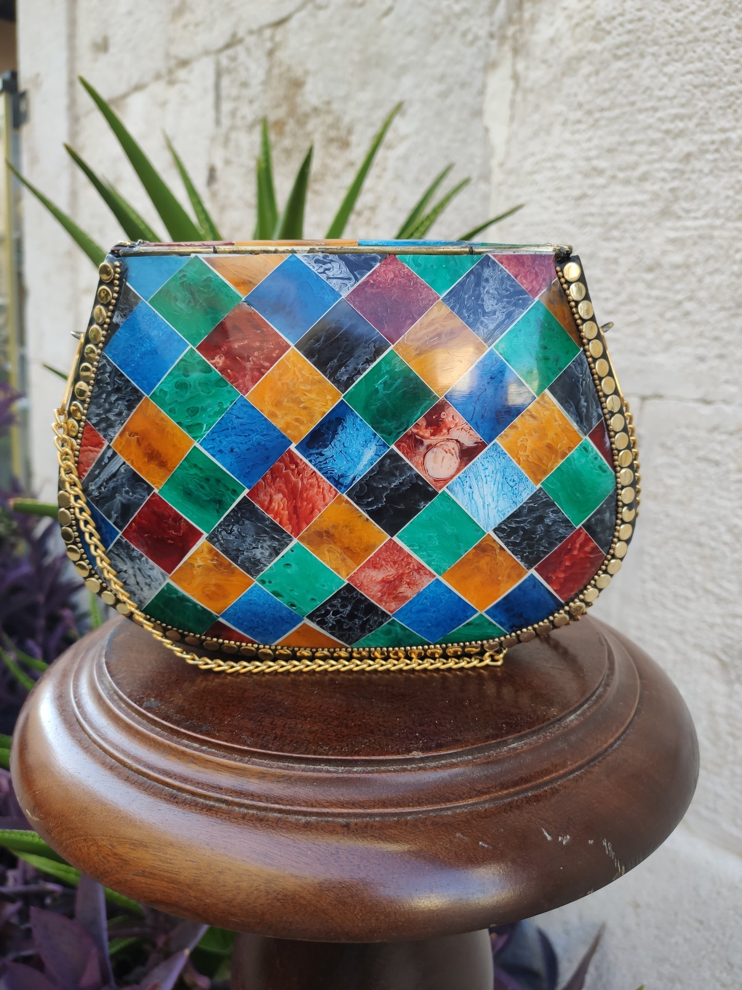 Small vintage rigid bag