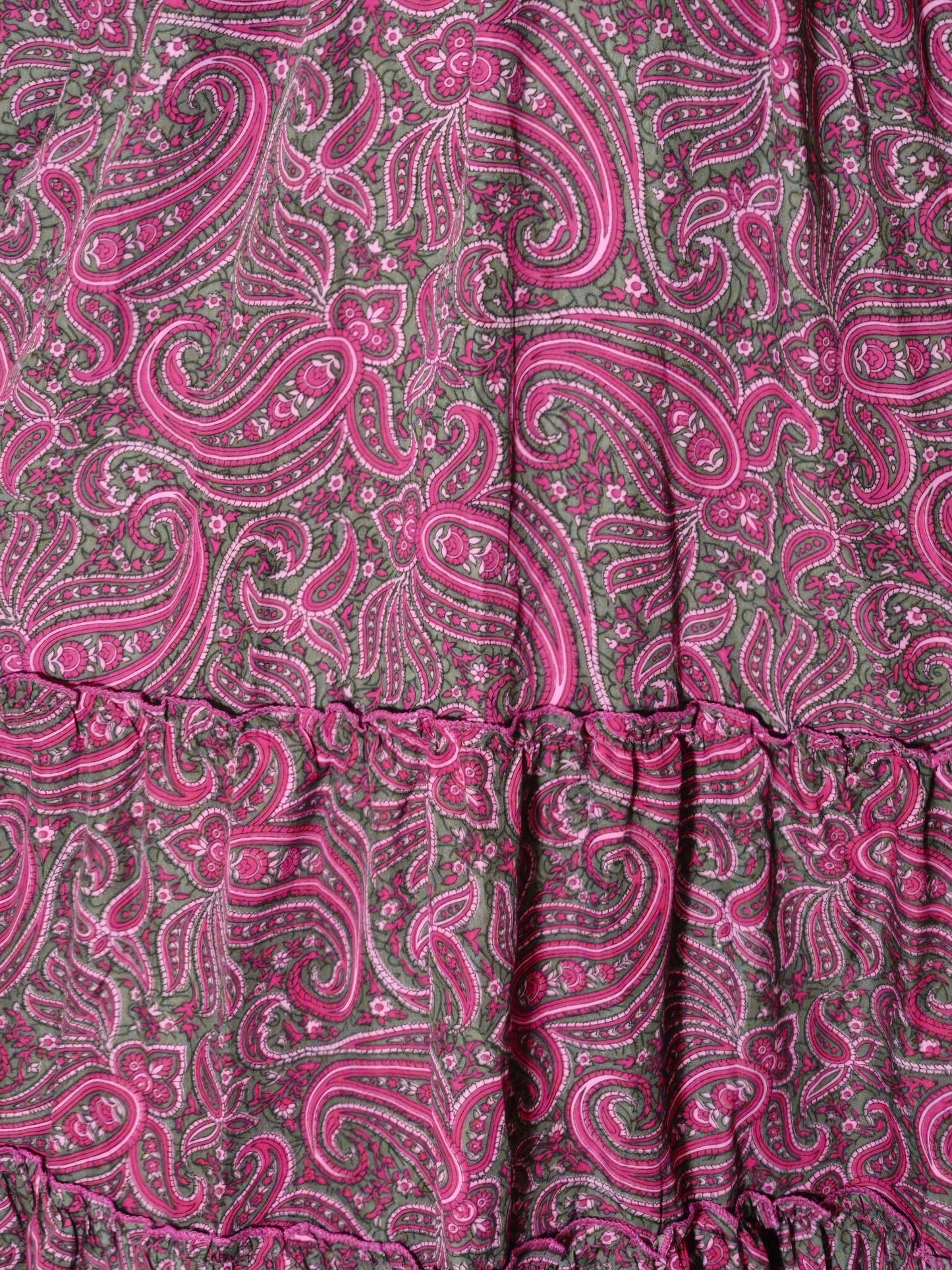 Vestito taglia XXL (veste massimo una L) 66B