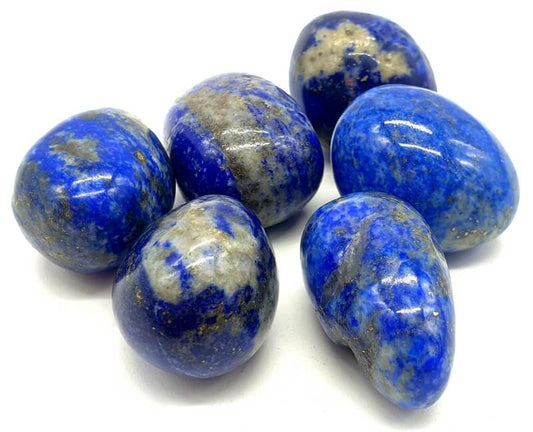 Lapislazuli, einzelnes Mineral, getrommelter Hartstein