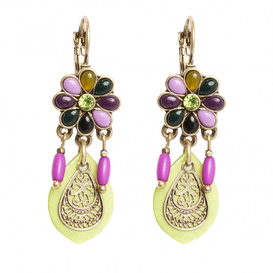 Goldene grüne Blattohrringe