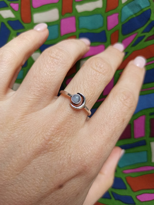 Anello boho argentato pietra di luna