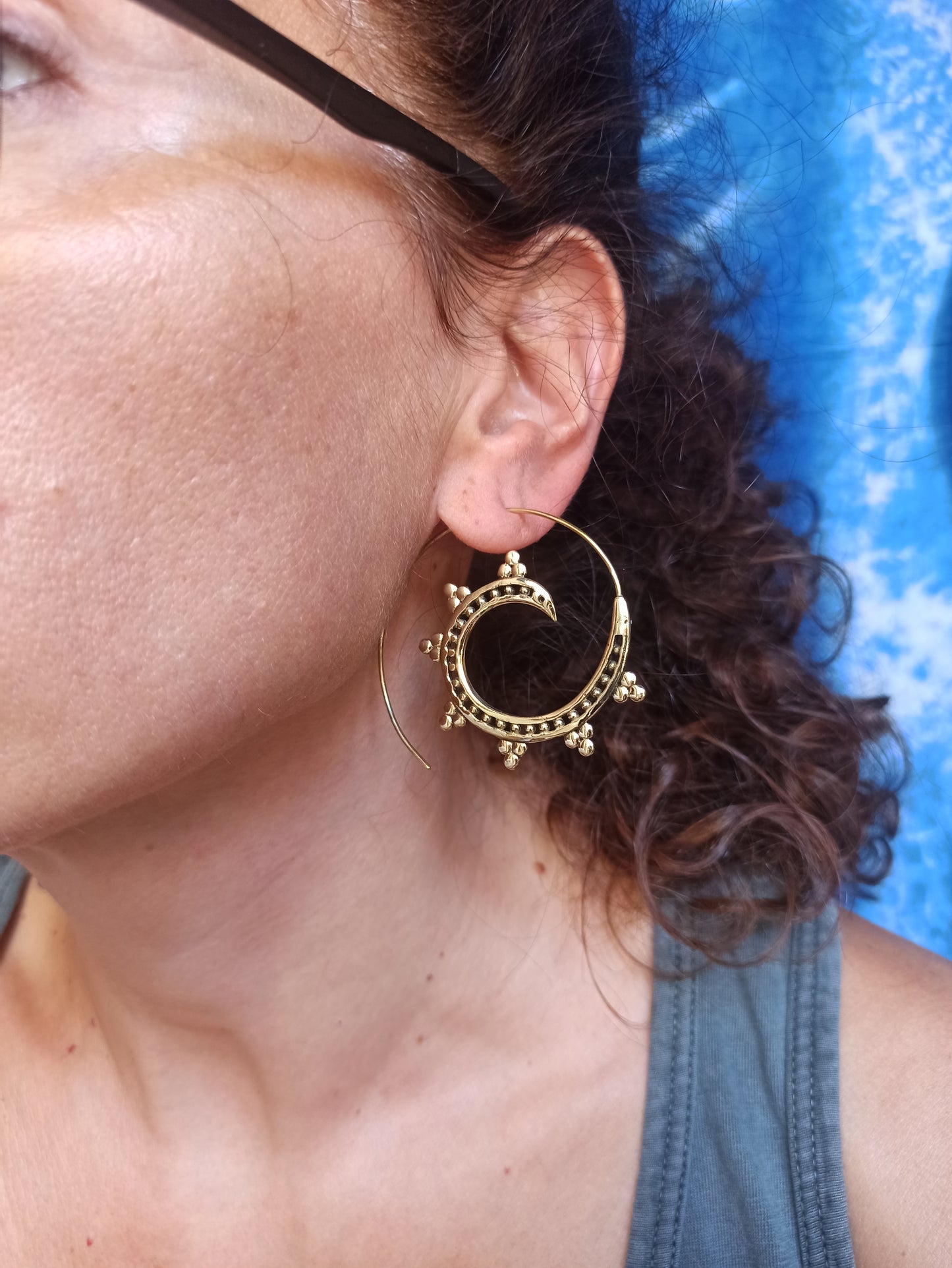 Orecchini boho dorati spirale