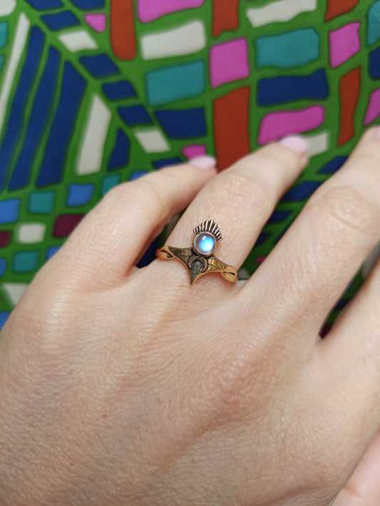 Goldener Labradorit-Boho-Ring