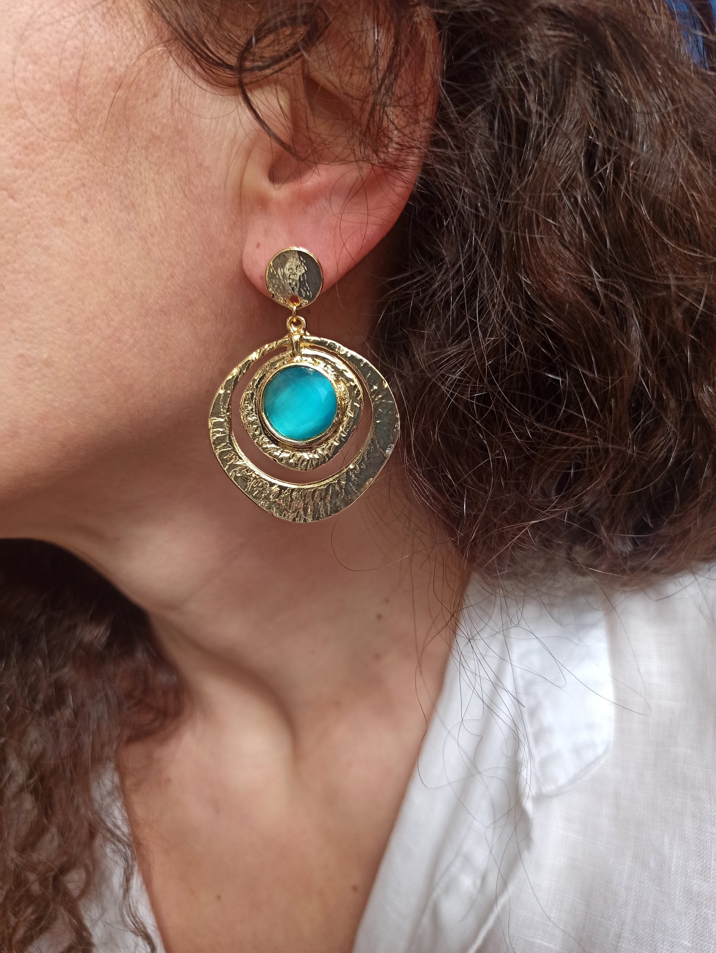 Light blue golden earrings