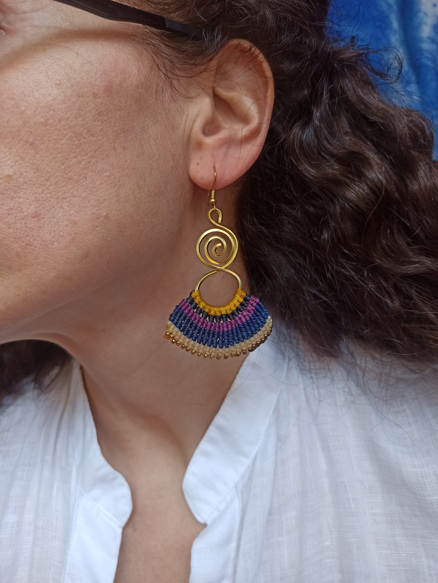 Golden macramé earrings