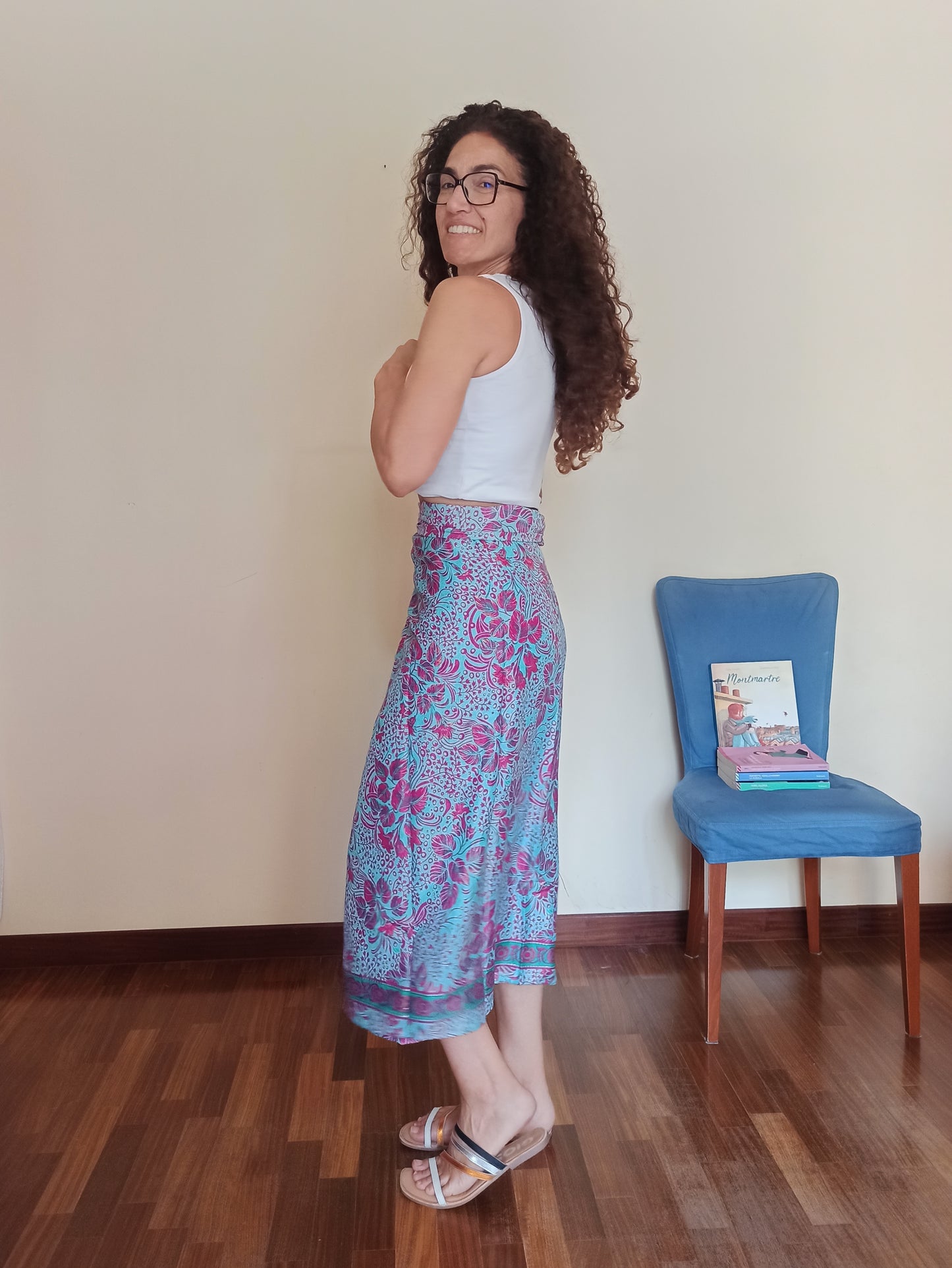 Light blue and fuchsia pareo A103