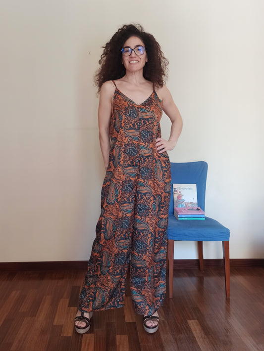 One size A38 tracksuit