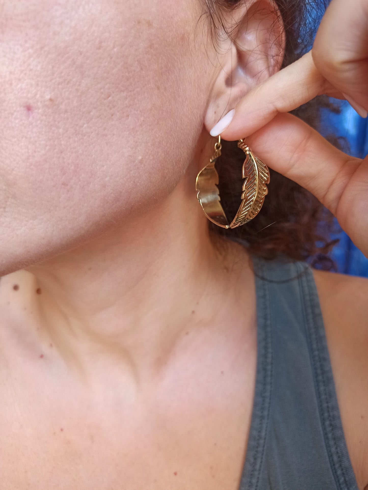 Boho gold leaf circle earrings