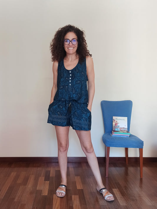 Tracksuit Size L A153